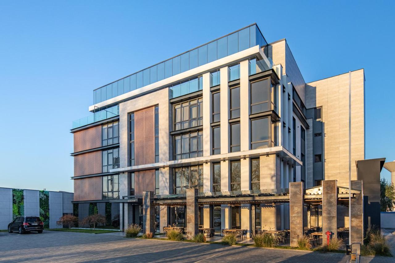 Hotel Kristal Focsani Exterior photo